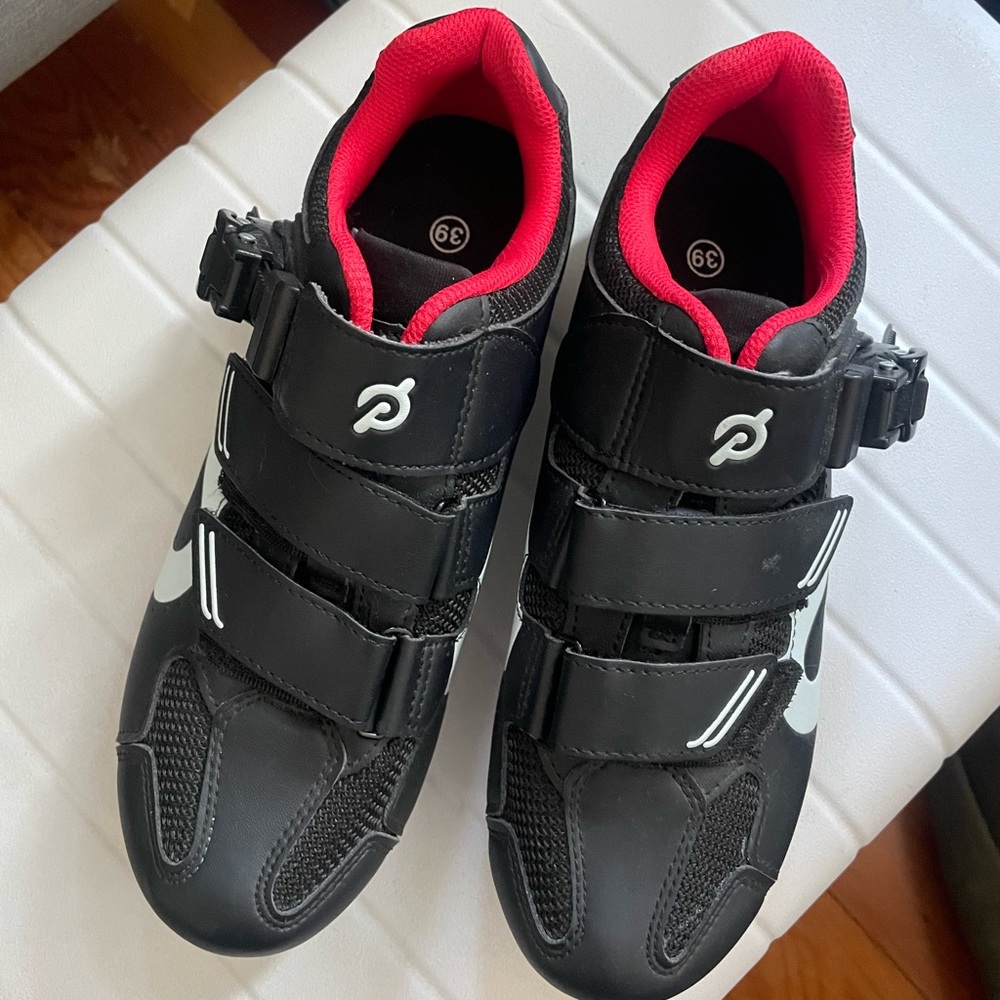 Peloton clip on shoes 39 only tried on